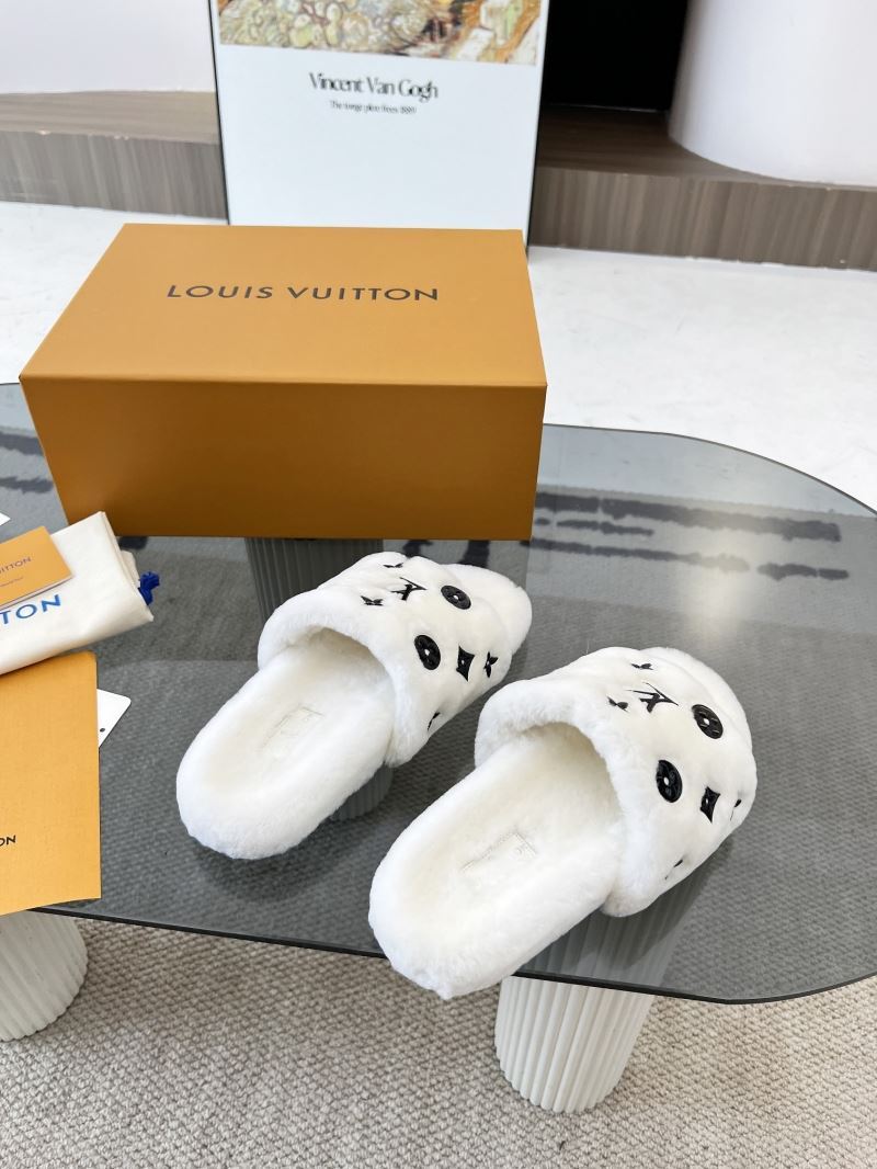 Louis Vuitton Slippers